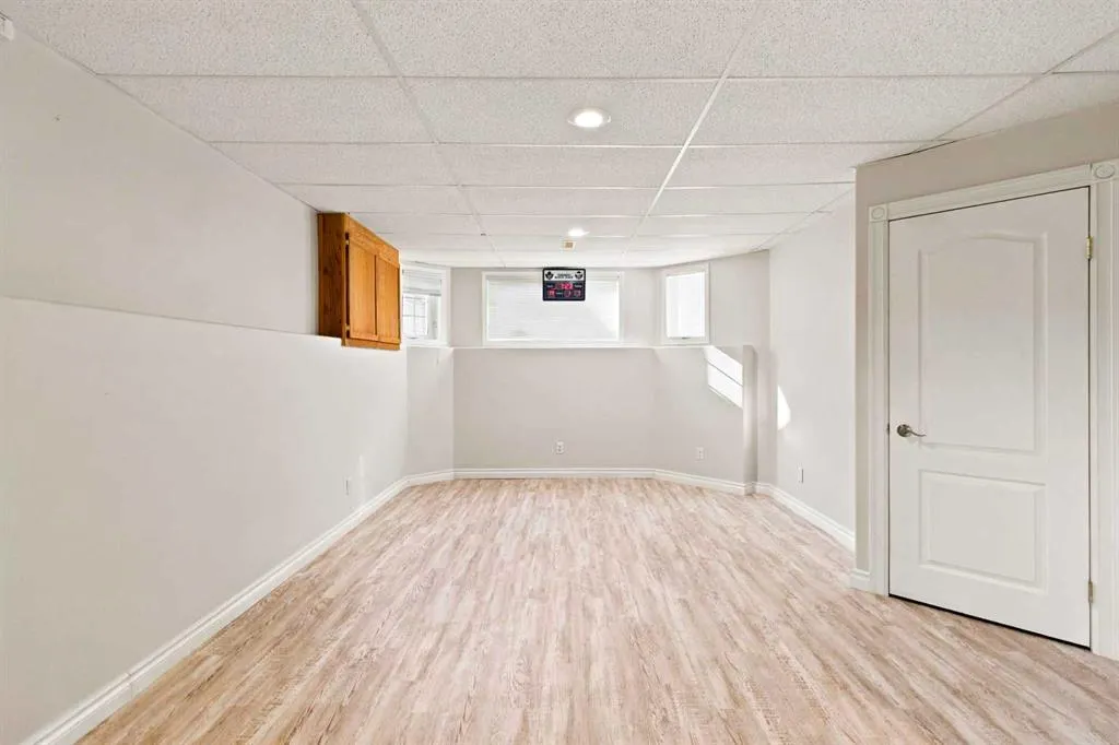 104 DICKEY Bay