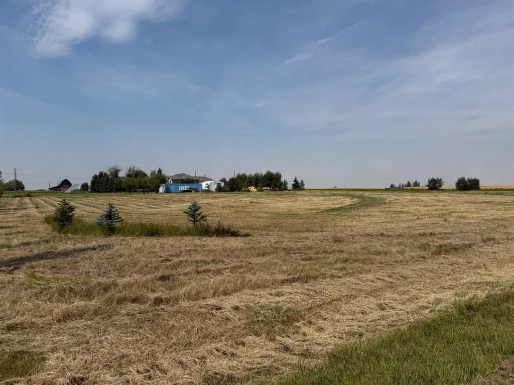 Lot 7 2 Avenue NW