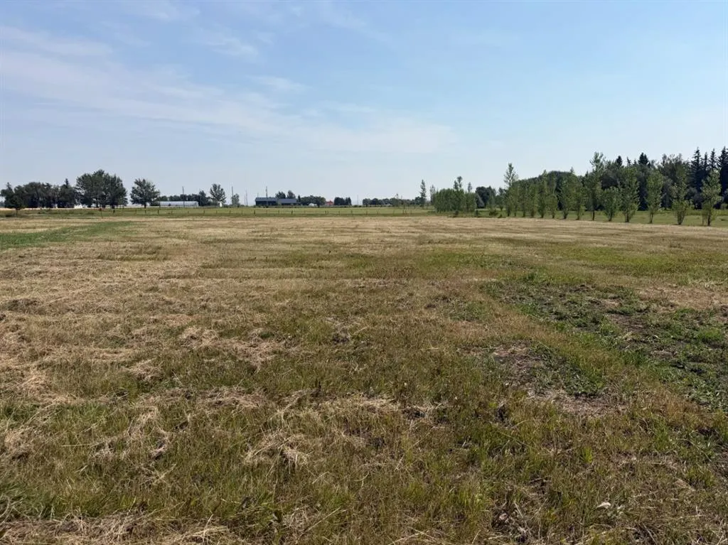 Lot 7 2 Avenue NW