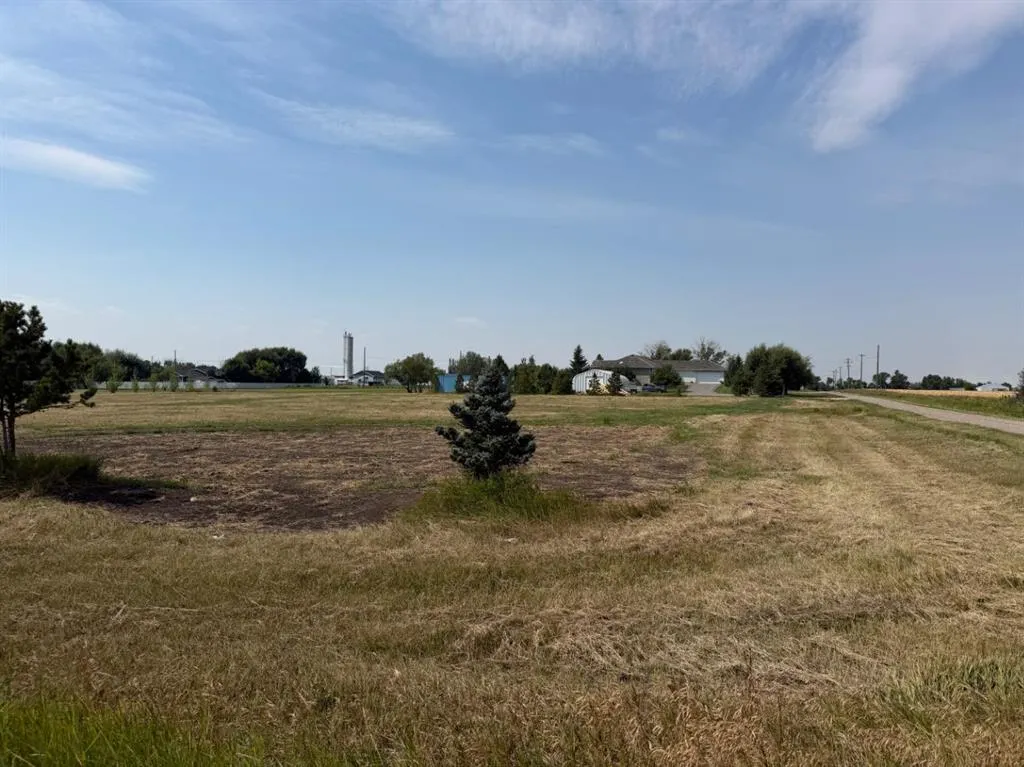 Lot 8 2 Avenue NW