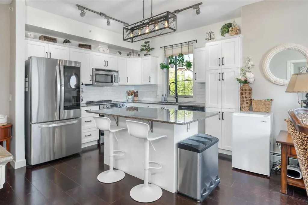 205 Sunset Drive #320