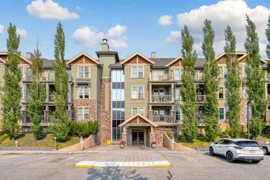 205 Sunset Drive #320