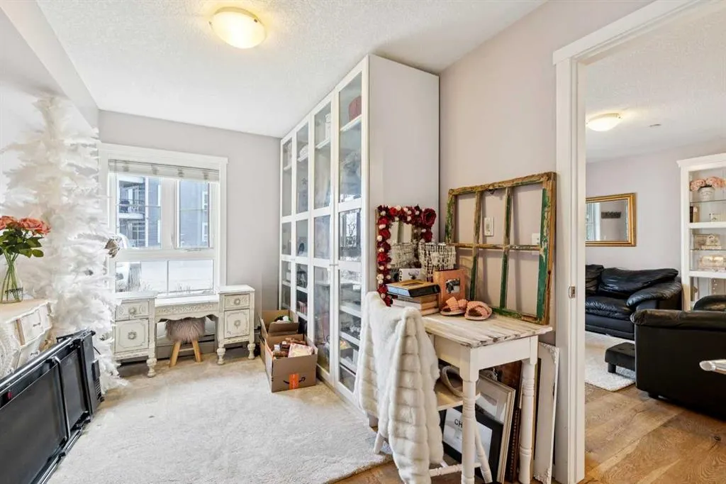279 Copperpond Common SE #3110