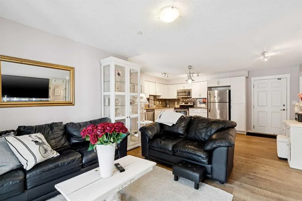 279 Copperpond Common SE #3110