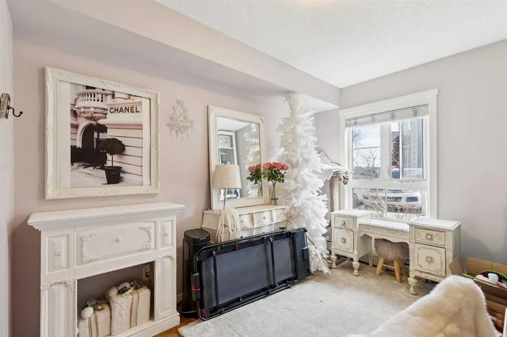 279 Copperpond Common SE #3110