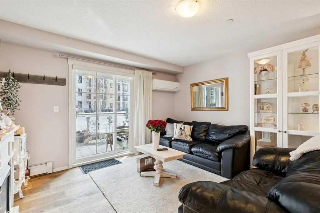 279 Copperpond Common SE #3110