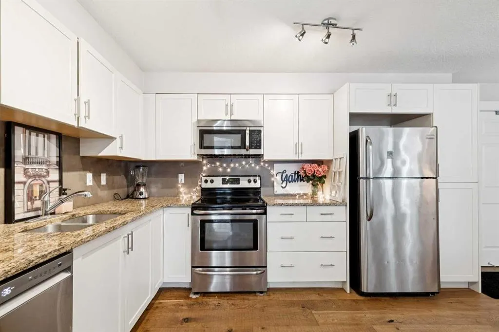 279 Copperpond Common SE #3110
