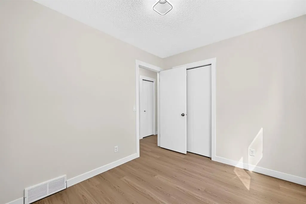 143 Applewood Drive SE