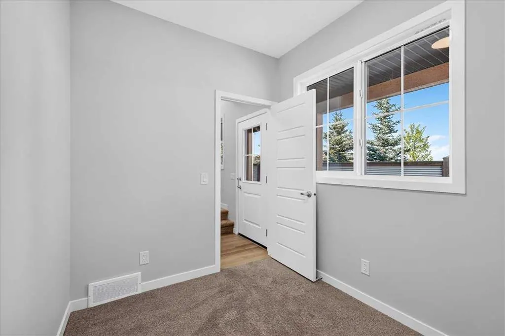 1750 Rangeview Drive SE #201