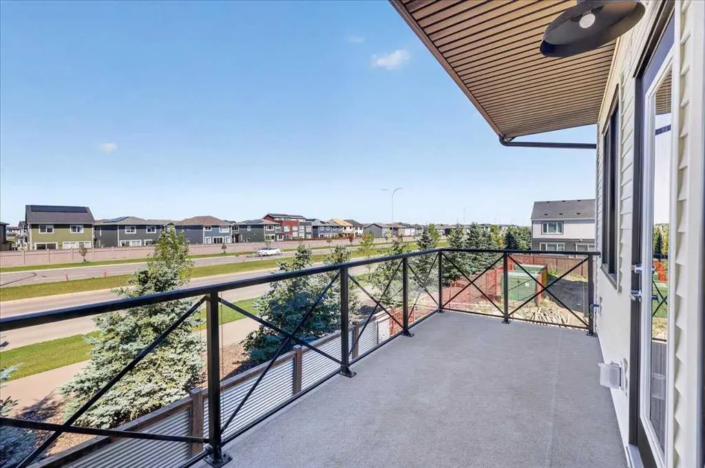 1750 Rangeview Drive SE #201