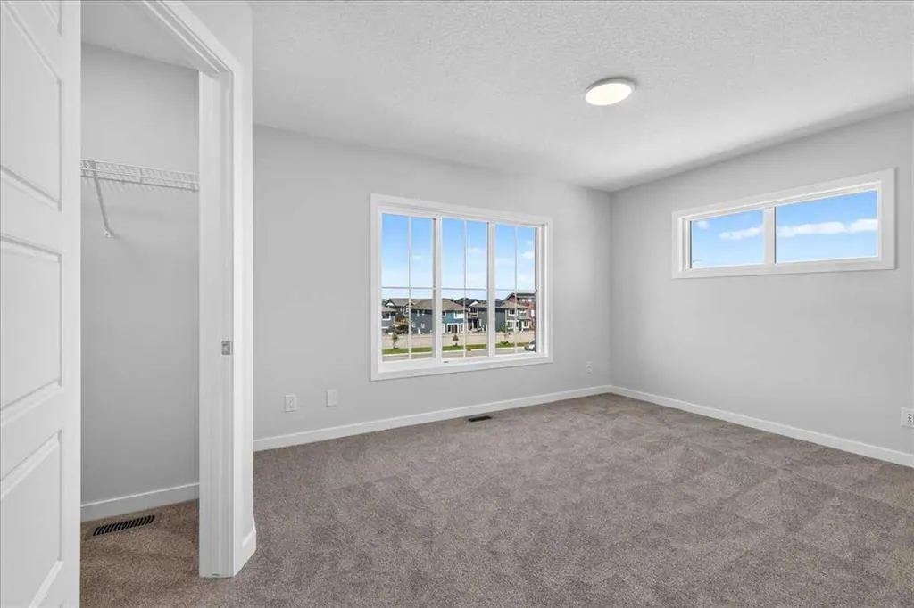 1750 Rangeview Drive SE #201