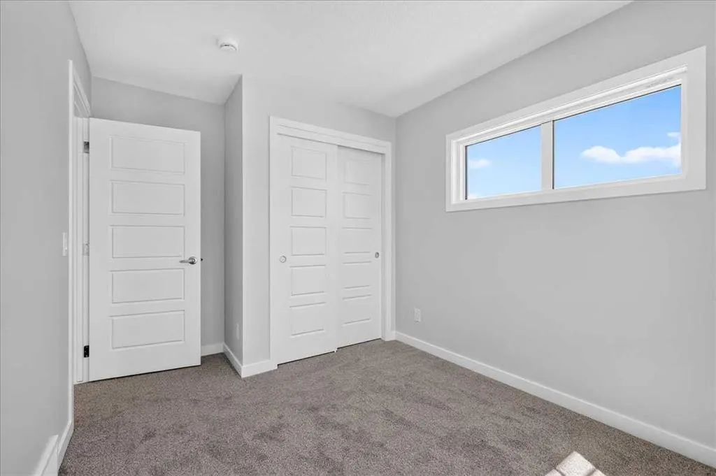 1750 Rangeview Drive SE #201