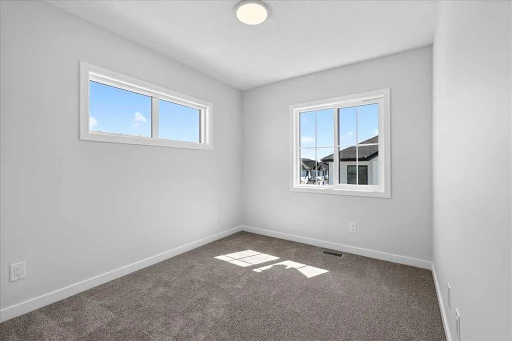 1750 Rangeview Drive SE #201