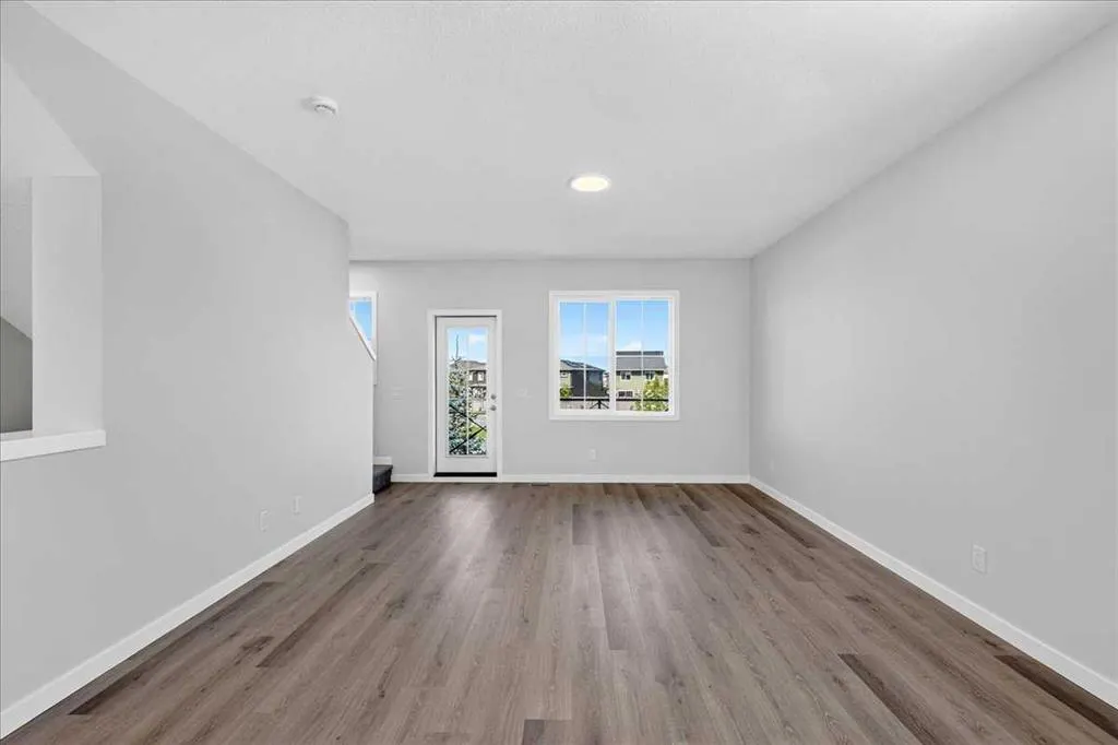 1750 Rangeview Drive SE #201