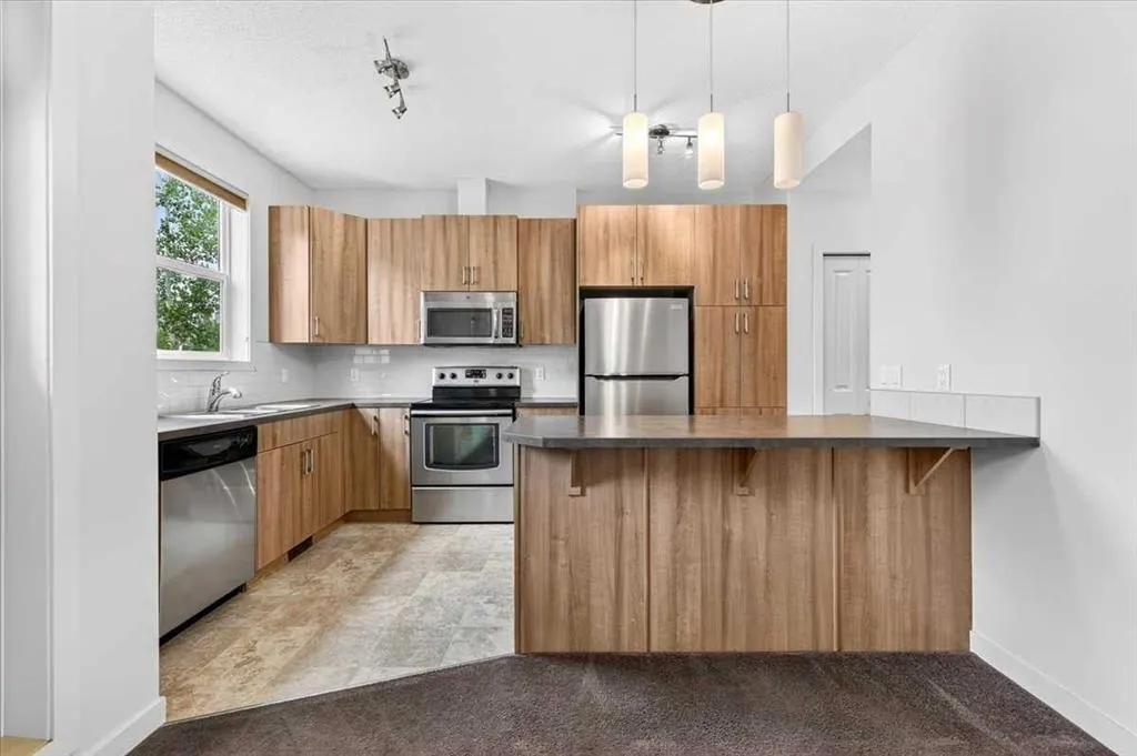 10 Auburn Bay Avenue SE #707