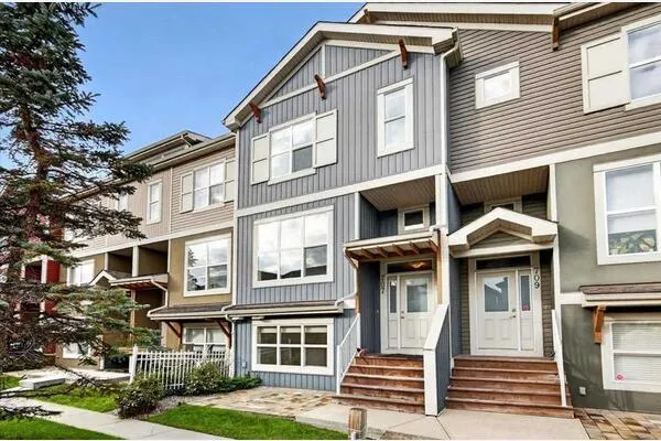 10 Auburn Bay Avenue SE