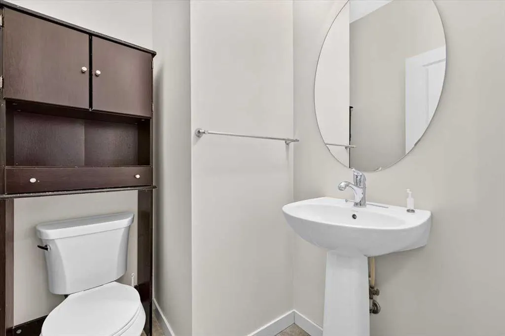 10 Auburn Bay Avenue SE #707