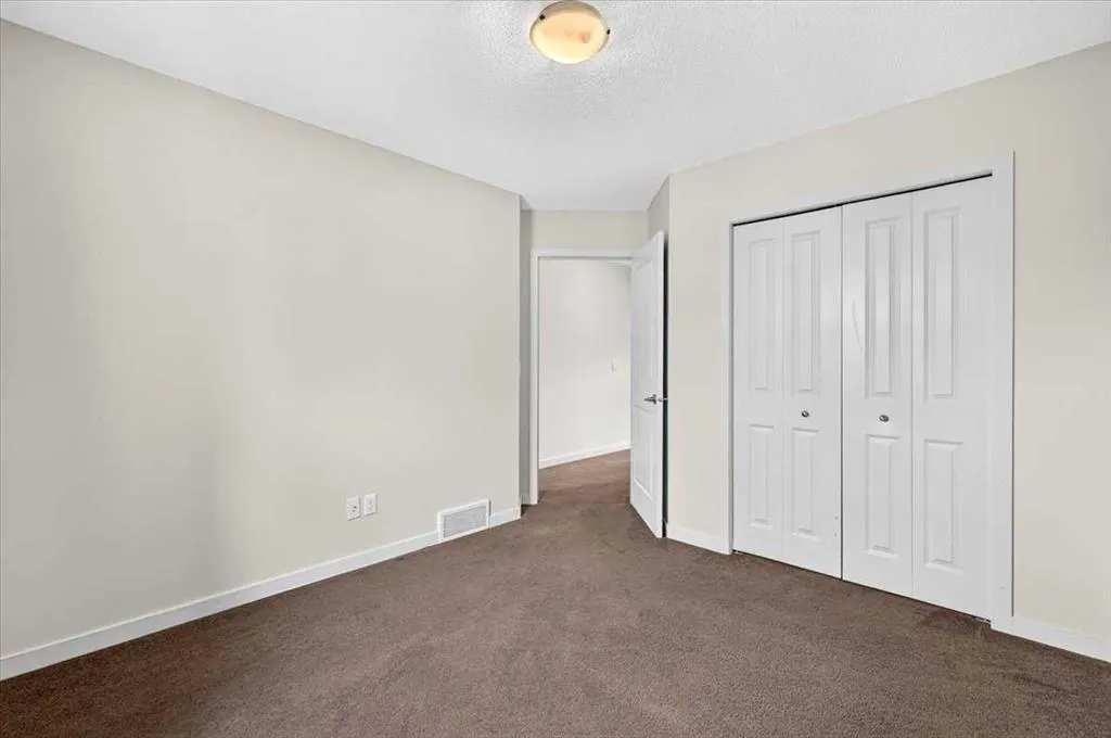 10 Auburn Bay Avenue SE #707