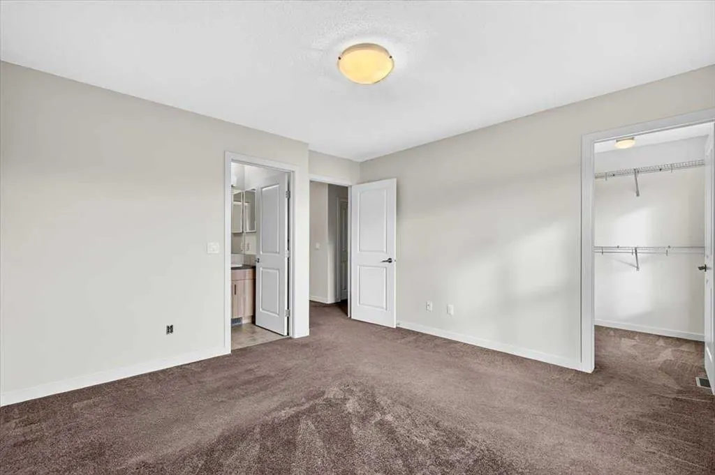 10 Auburn Bay Avenue SE #707
