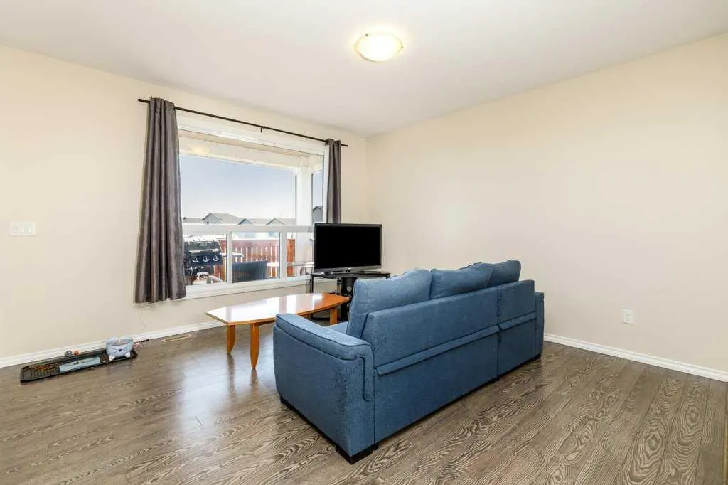 77 Alderwood Close