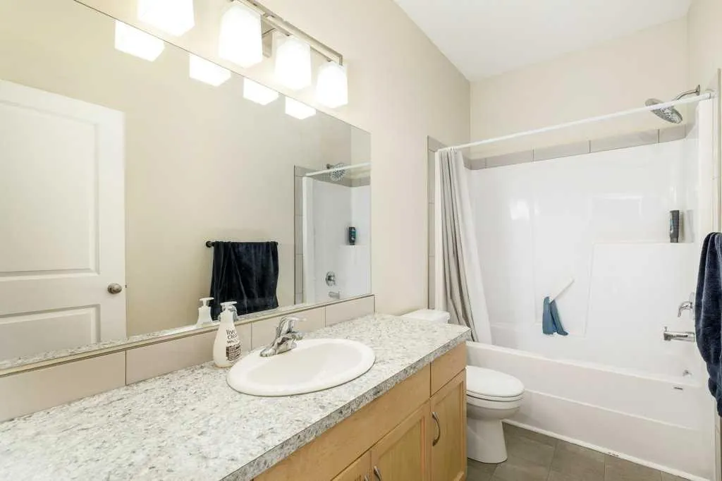 77 Alderwood Close
