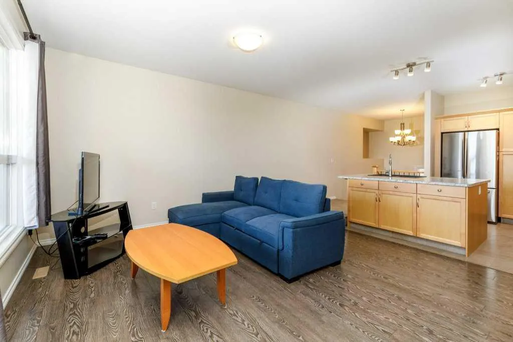 77 Alderwood Close