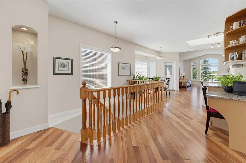 111 Invermere Close