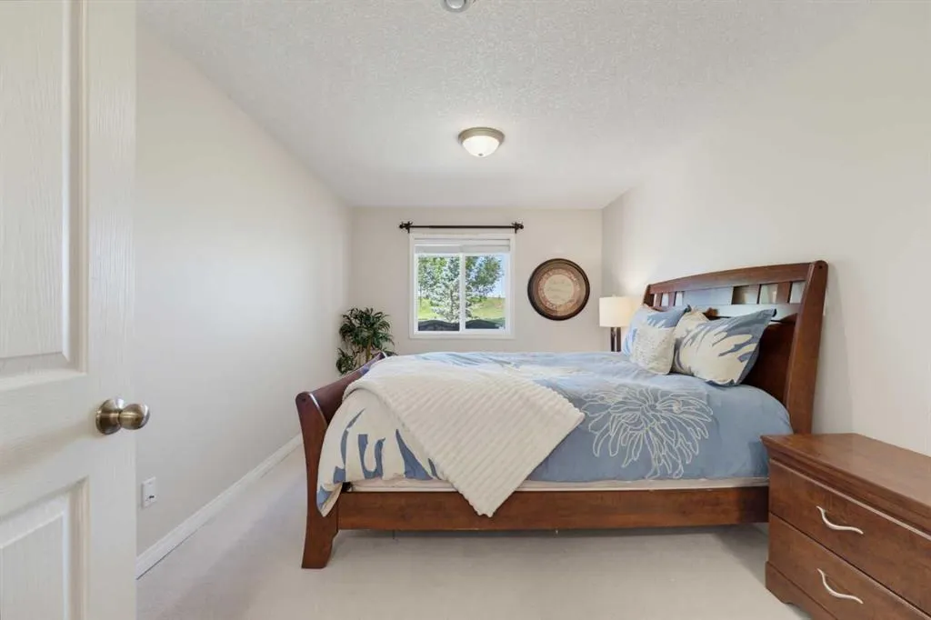 111 Invermere Close