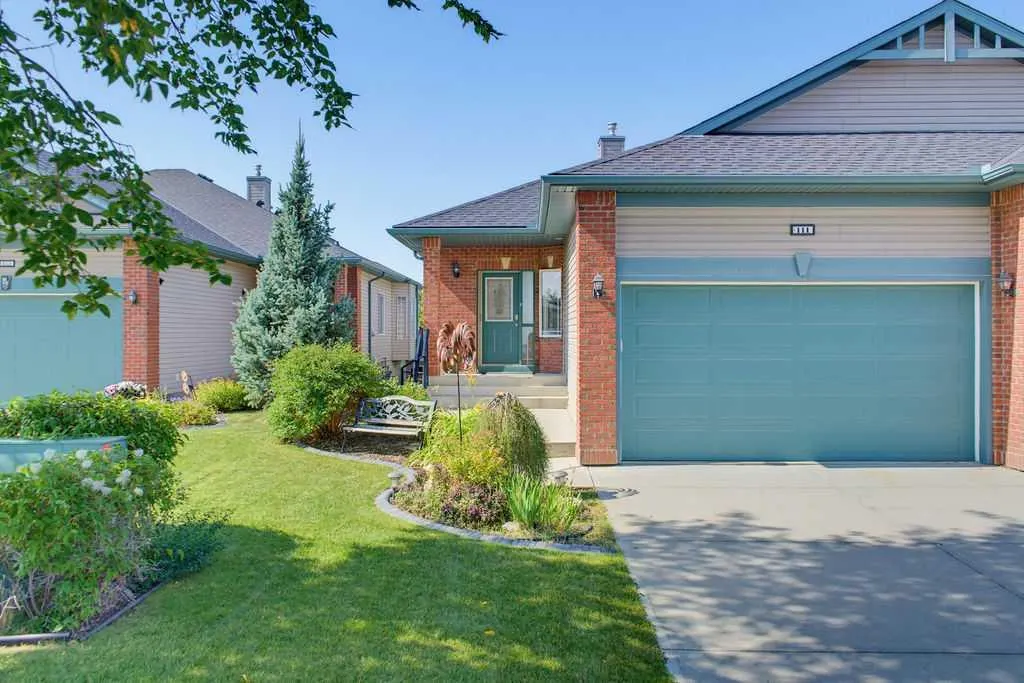 111 Invermere Close