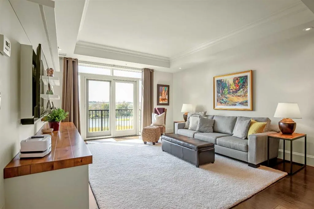 131 Quarry Way SE #401