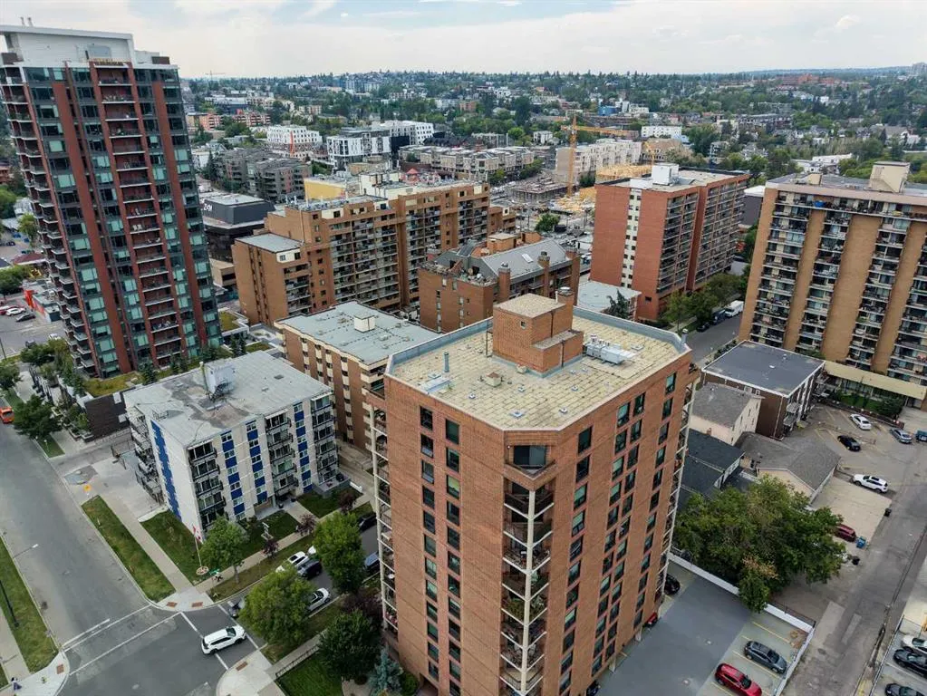 1304 15 Avenue SW #220