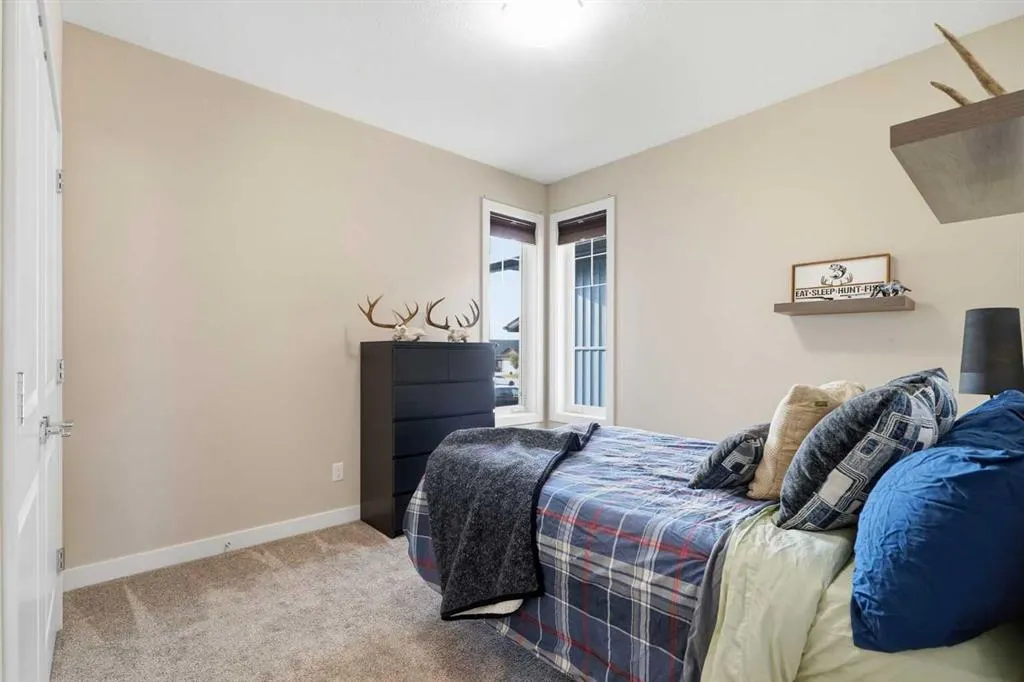 89 Aztec Crescent