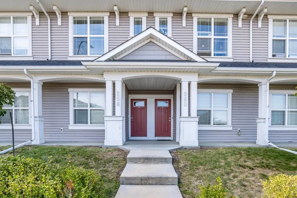 258 Copperleaf Way SE