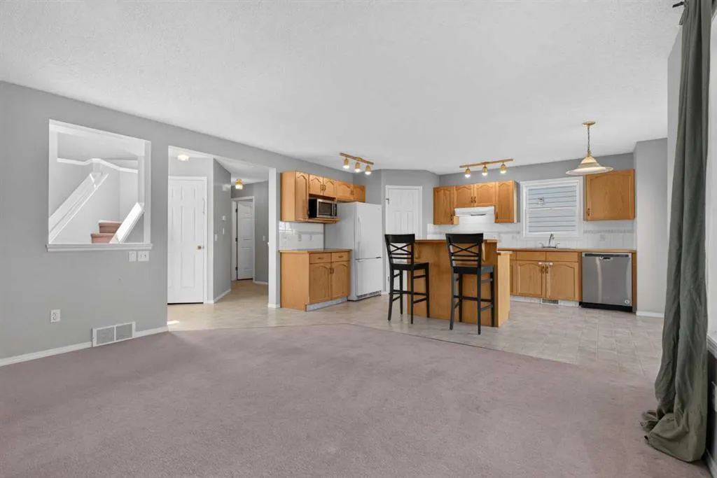 234 Chapalina Place SE