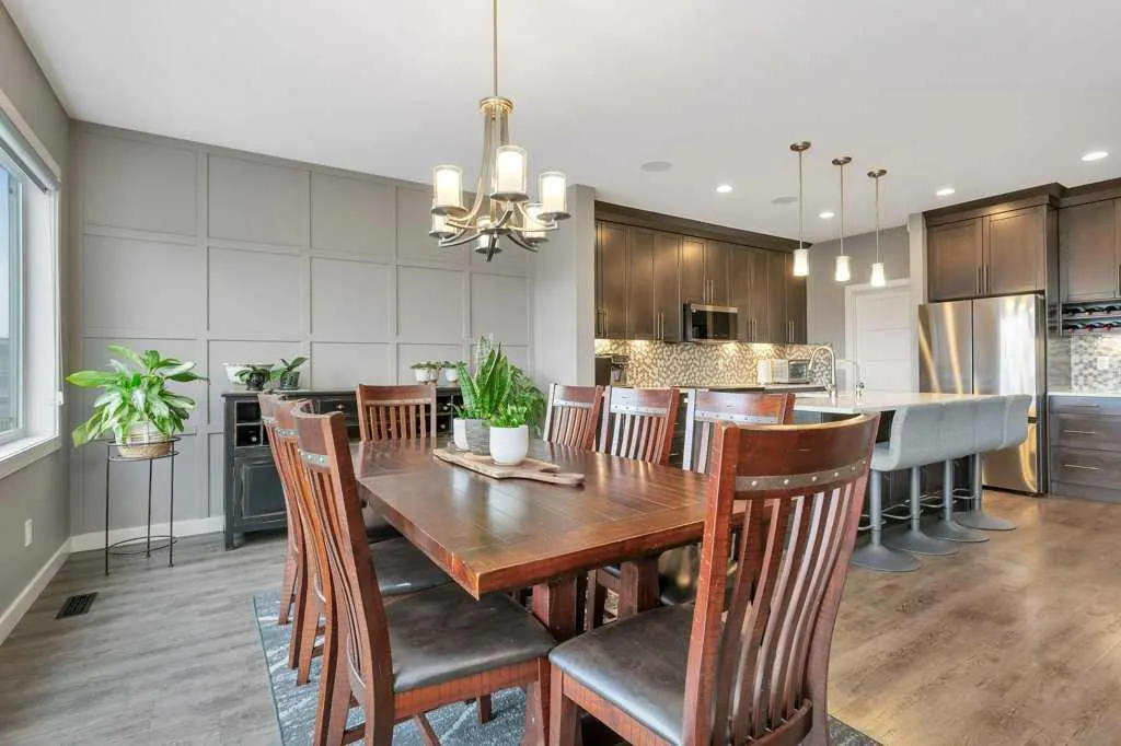 11 Bardwell Way