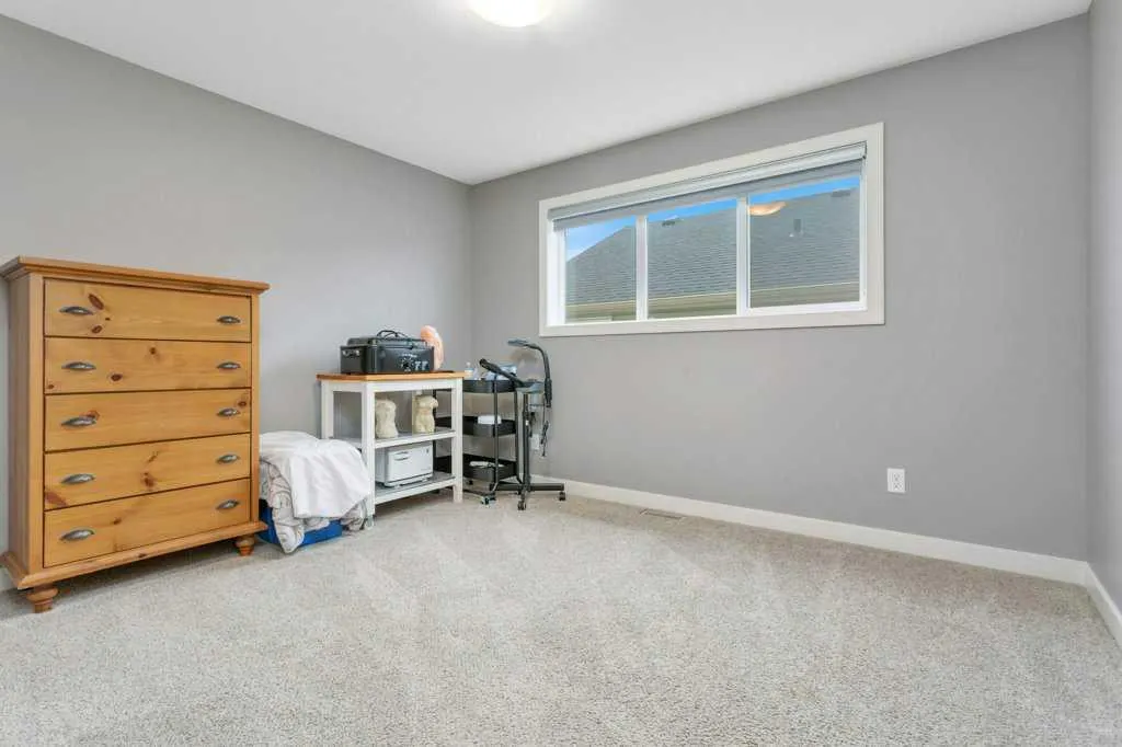 11 Bardwell Way