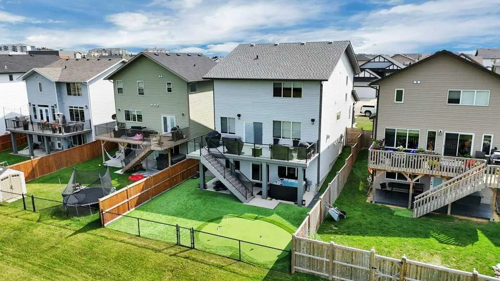11 Bardwell Way