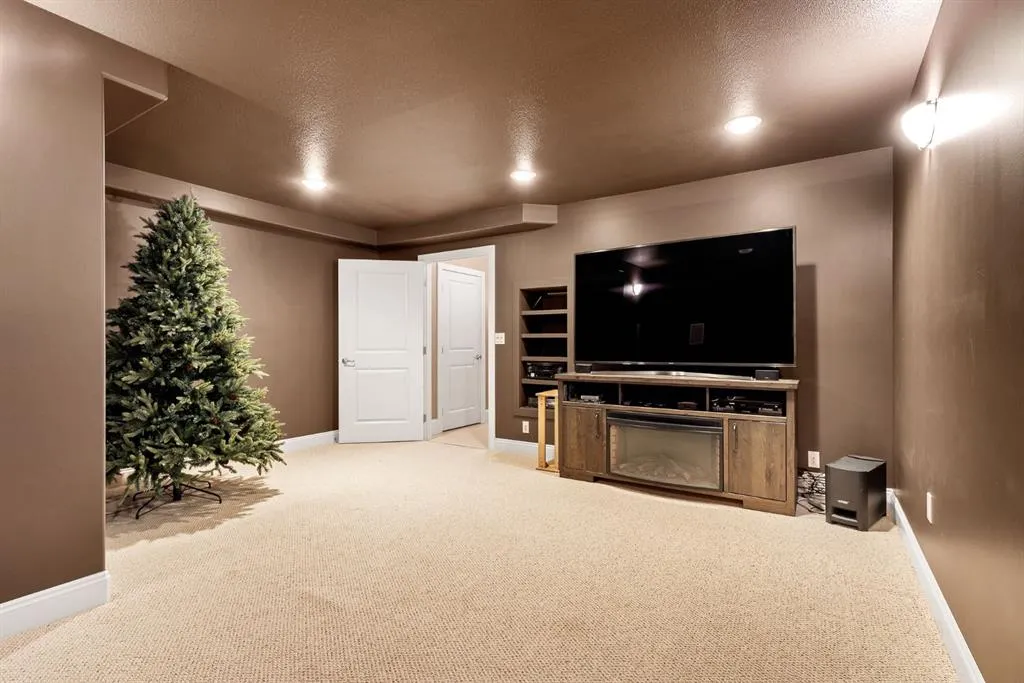 9 Liberty Place