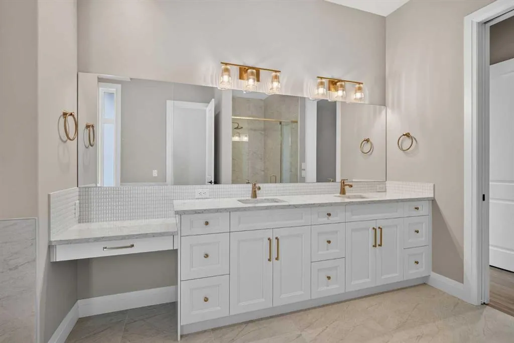 124 Waterview Court