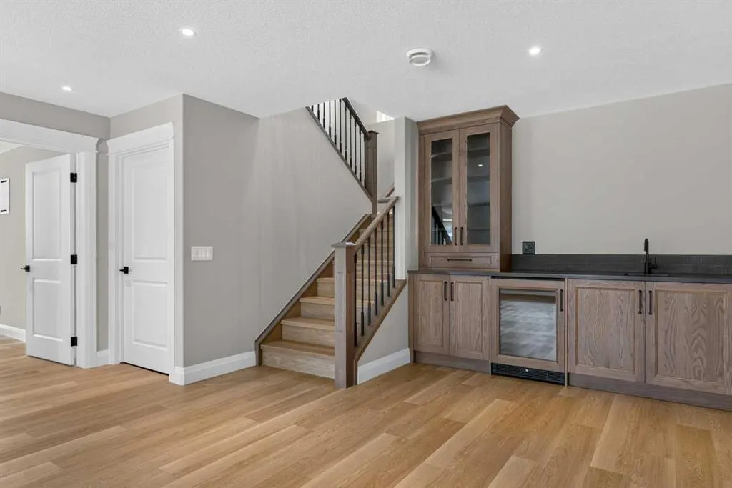 124 Waterview Court