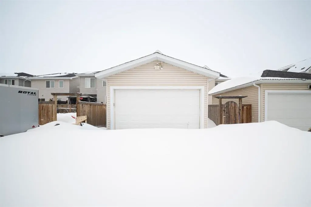 240 Comeau Crescent