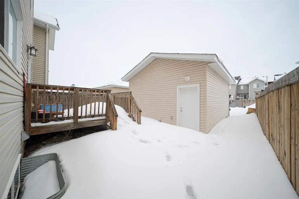 240 Comeau Crescent