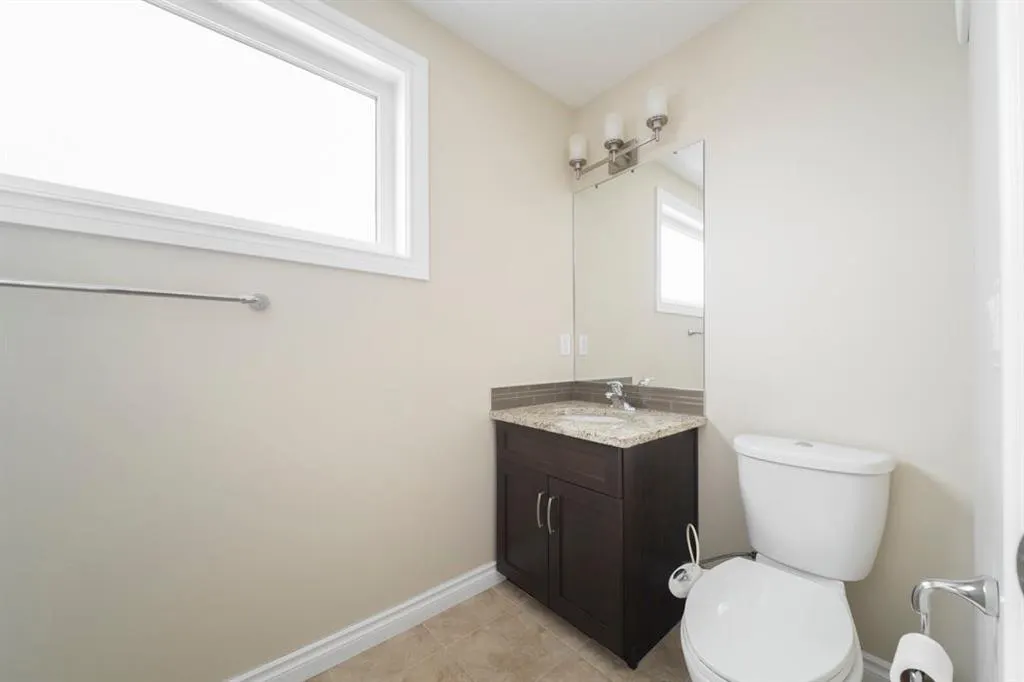 240 Comeau Crescent