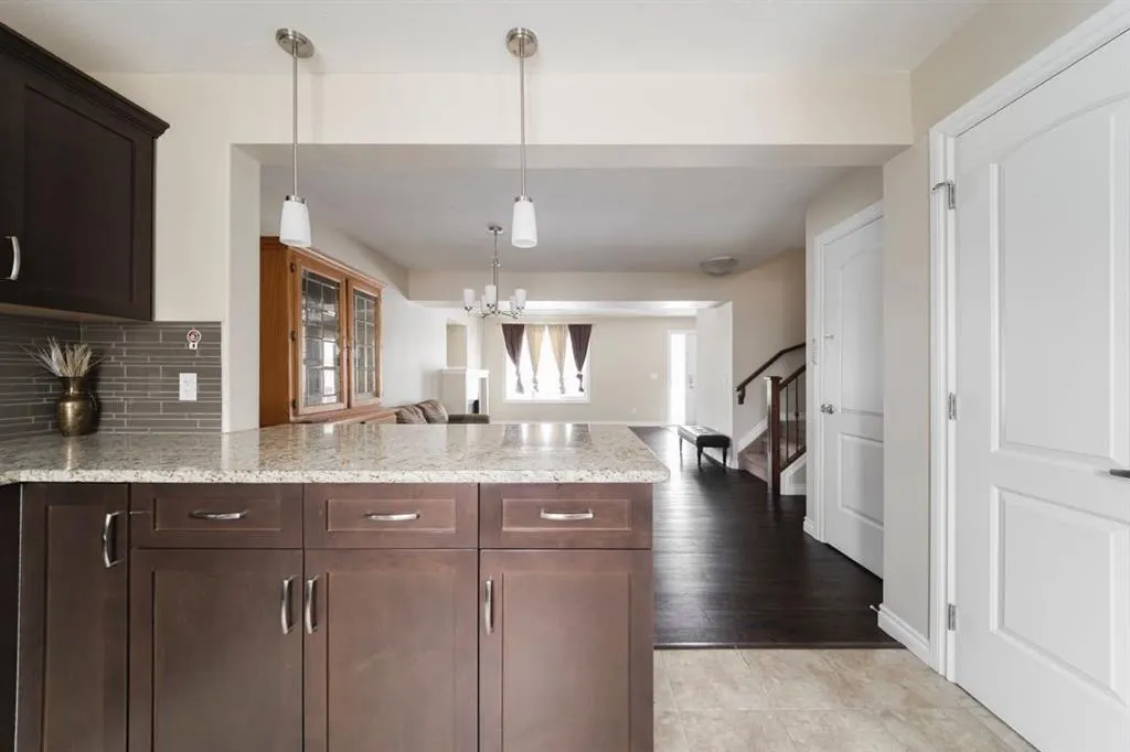 240 Comeau Crescent