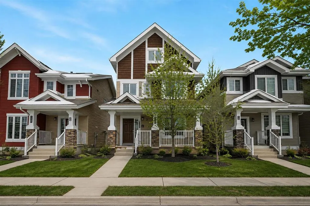 240 Comeau Crescent