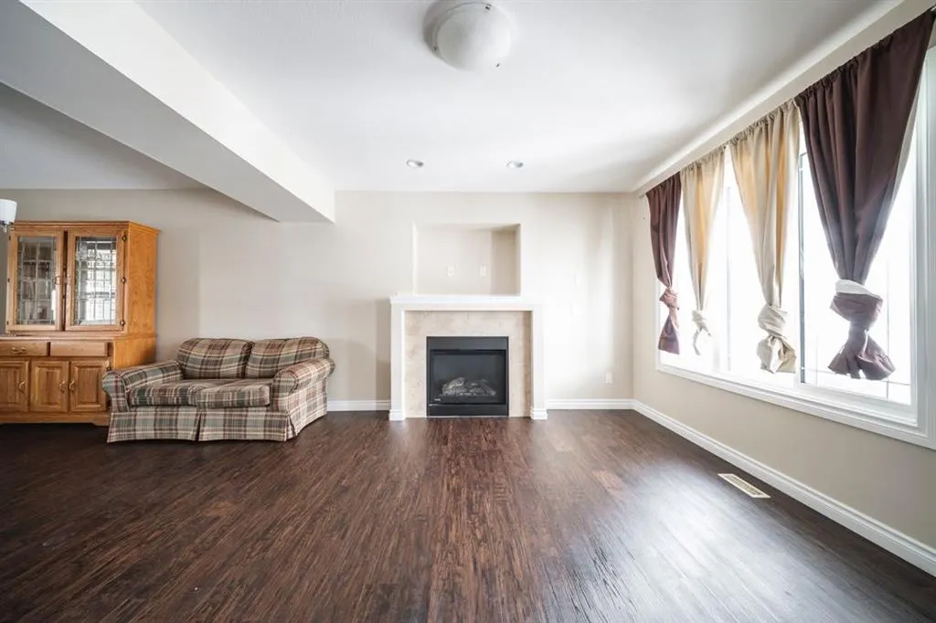 240 Comeau Crescent