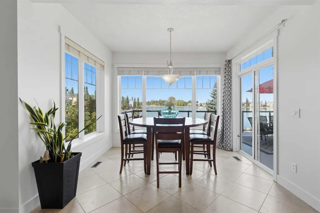 39 Chapala Terrace SE