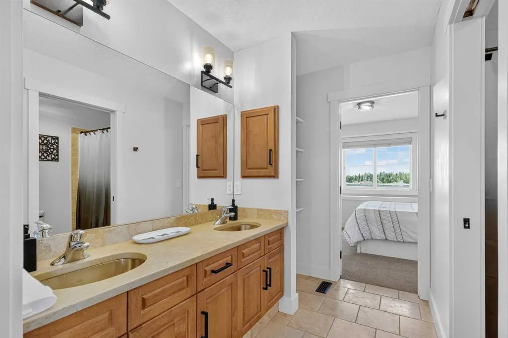 39 Chapala Terrace SE
