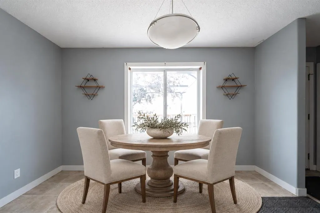 112 Sandstone Lane