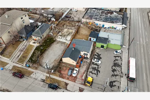434 Meredith Road NE